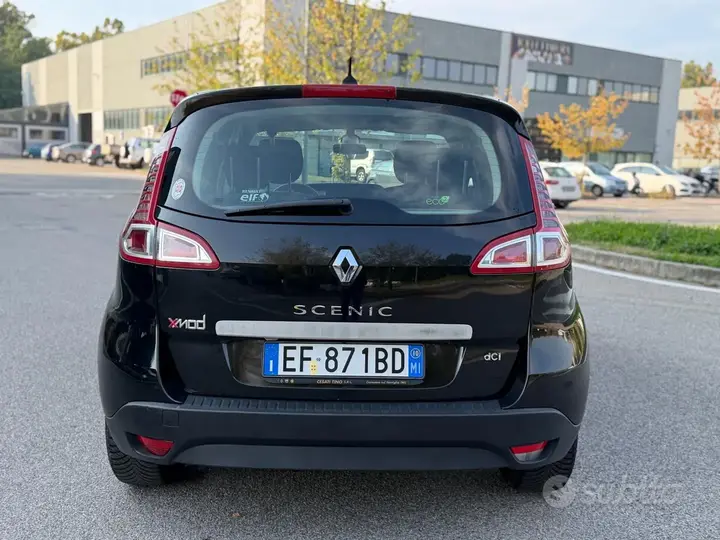 Renault Scenic 2010 photo 5
