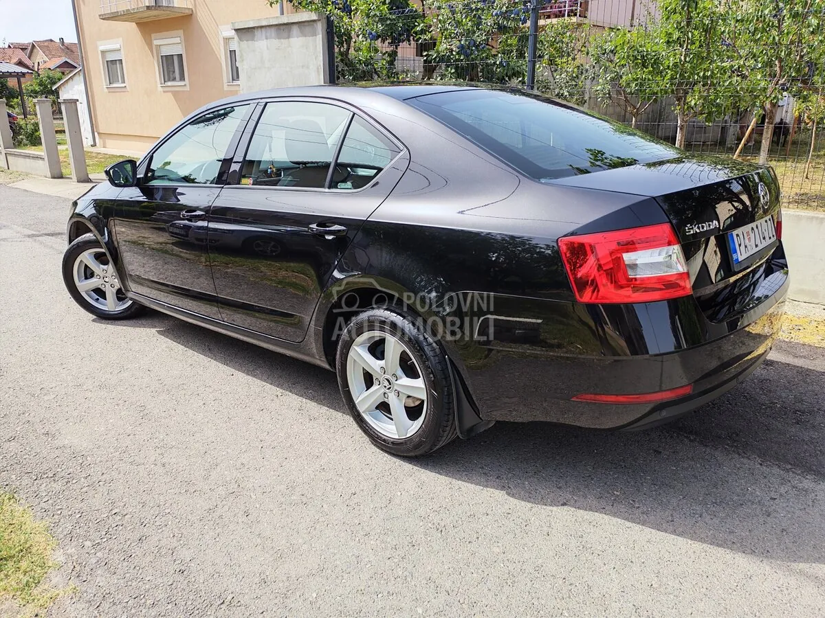 Skoda Octavia 2018 photo 4