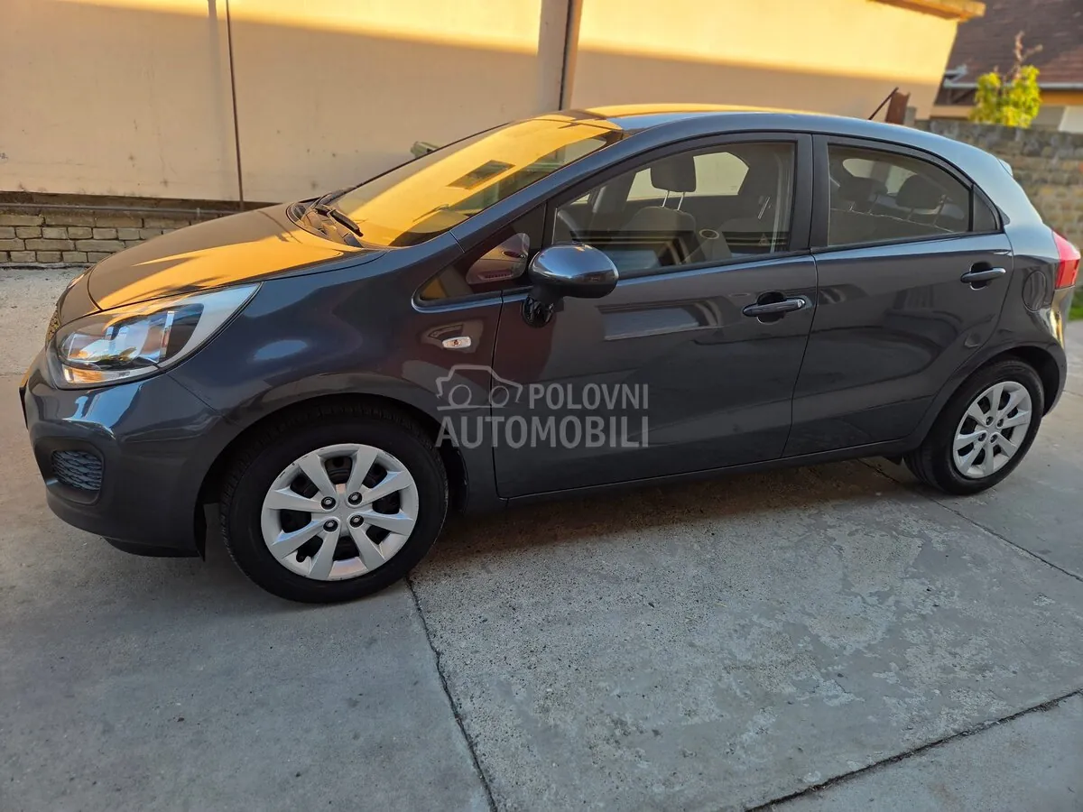 Kia Rio 2014 photo 5