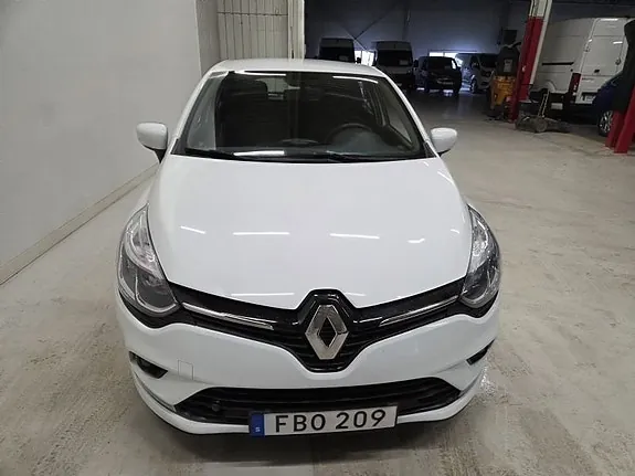 Renault Clio 2019 photo 2