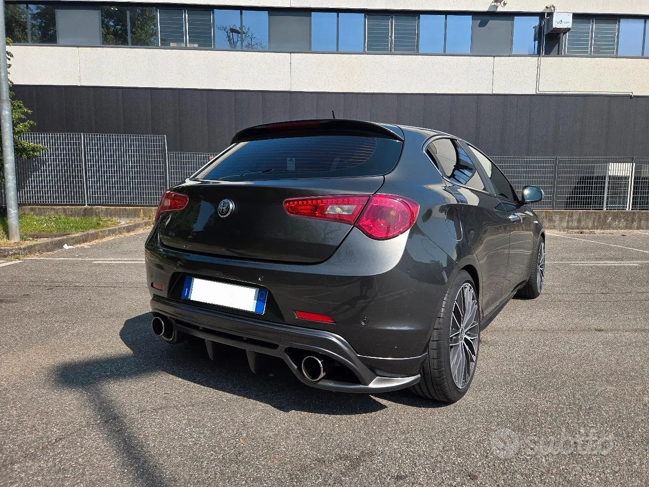 Alfa Romeo Giulietta 2013 photo 2
