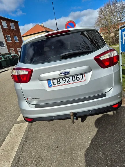 Ford C-Max 2013 photo 2
