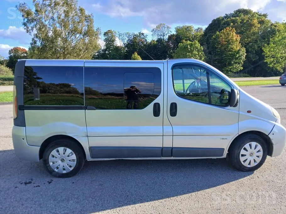 Opel Vivaro 2006 photo 3