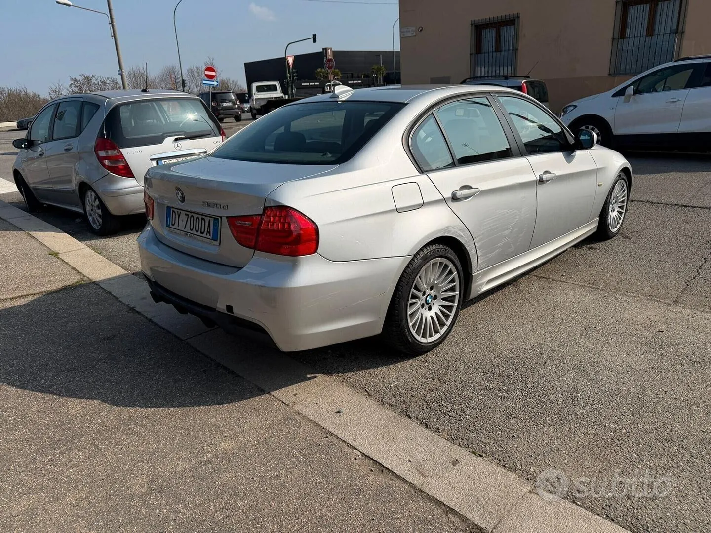 BMW 3 Series 2009 photo 4
