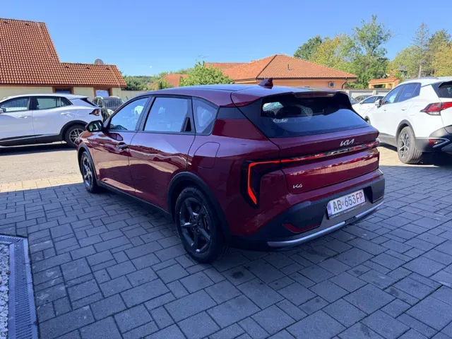 Kia K4 2026 photo 2