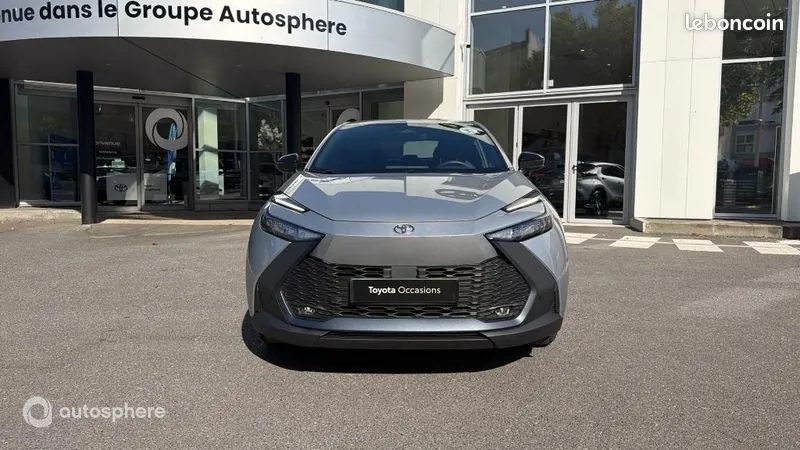 Toyota C-Hr 2025 photo 2