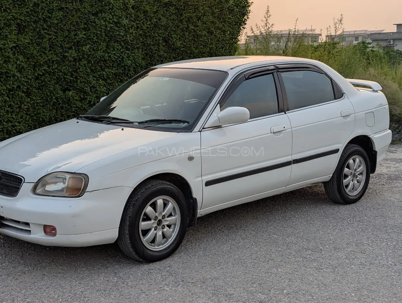 Suzuki Baleno