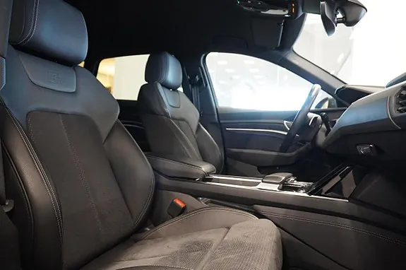 Audi Q8 E-Tron 2024 photo 4