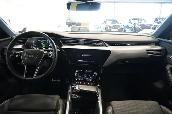 Audi Q8 E-Tron 2024 photo 5