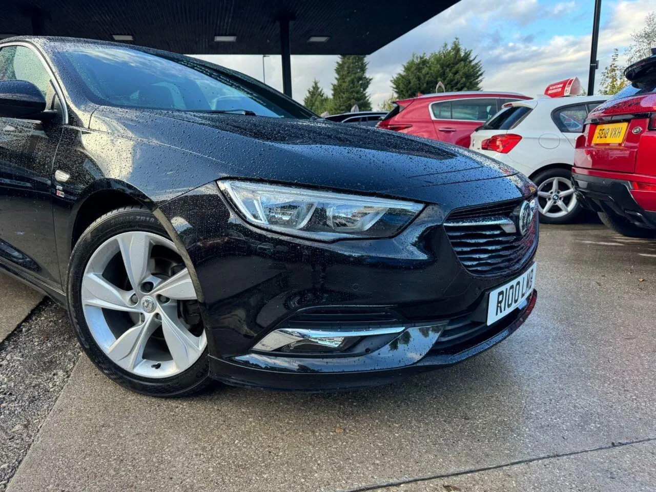 Vauxhall Insignia 2018 photo 2