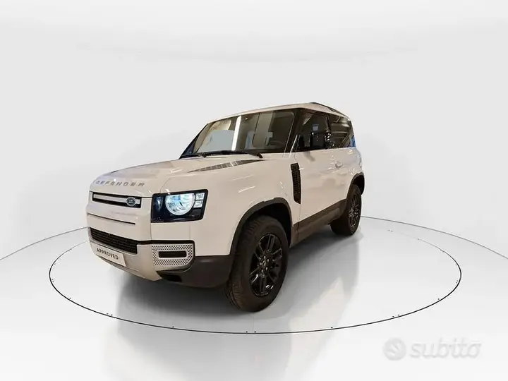 Land Rover Defender 2023 photo 3