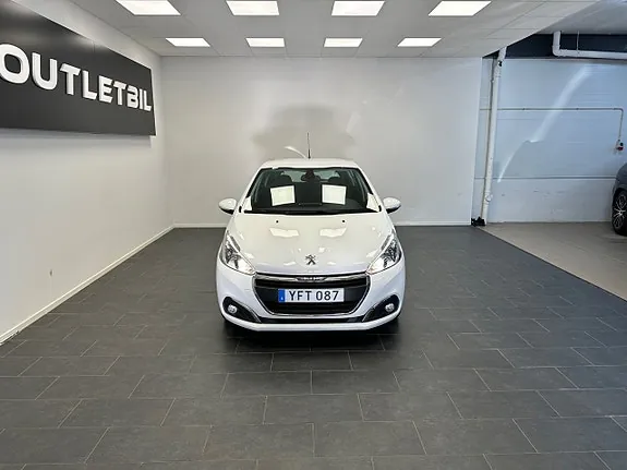 Peugeot 208 2016 photo 5