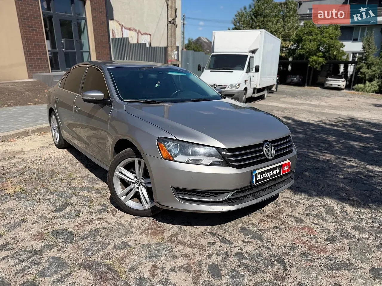 Volkswagen Passat 2014 photo 3