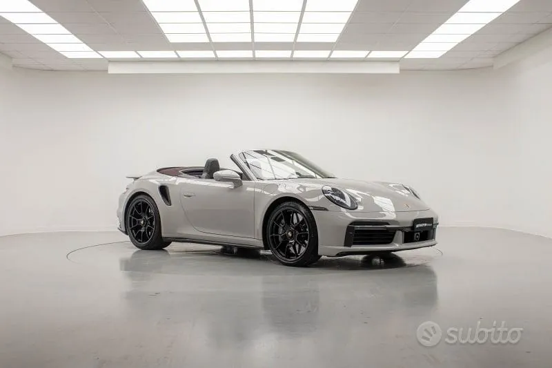 Porsche 911 2020 photo 4