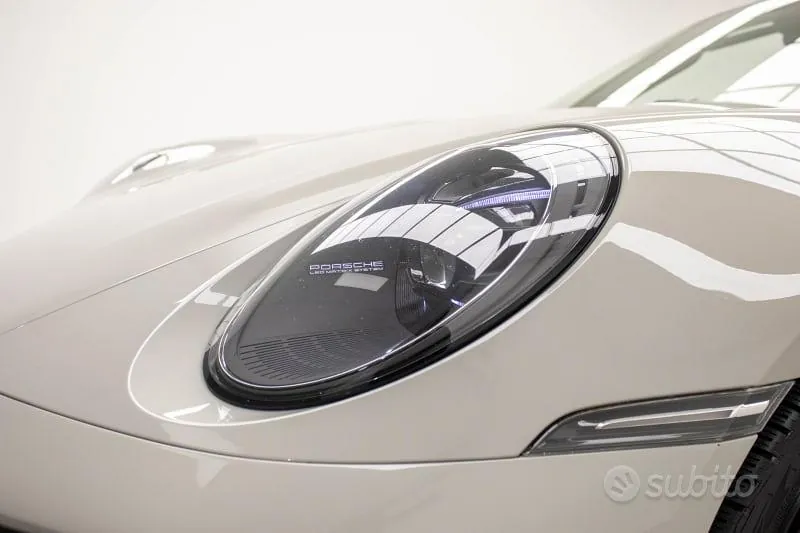 Porsche 911 2020 photo 5