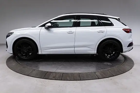 Audi Q4 E-Tron 2022 photo 2