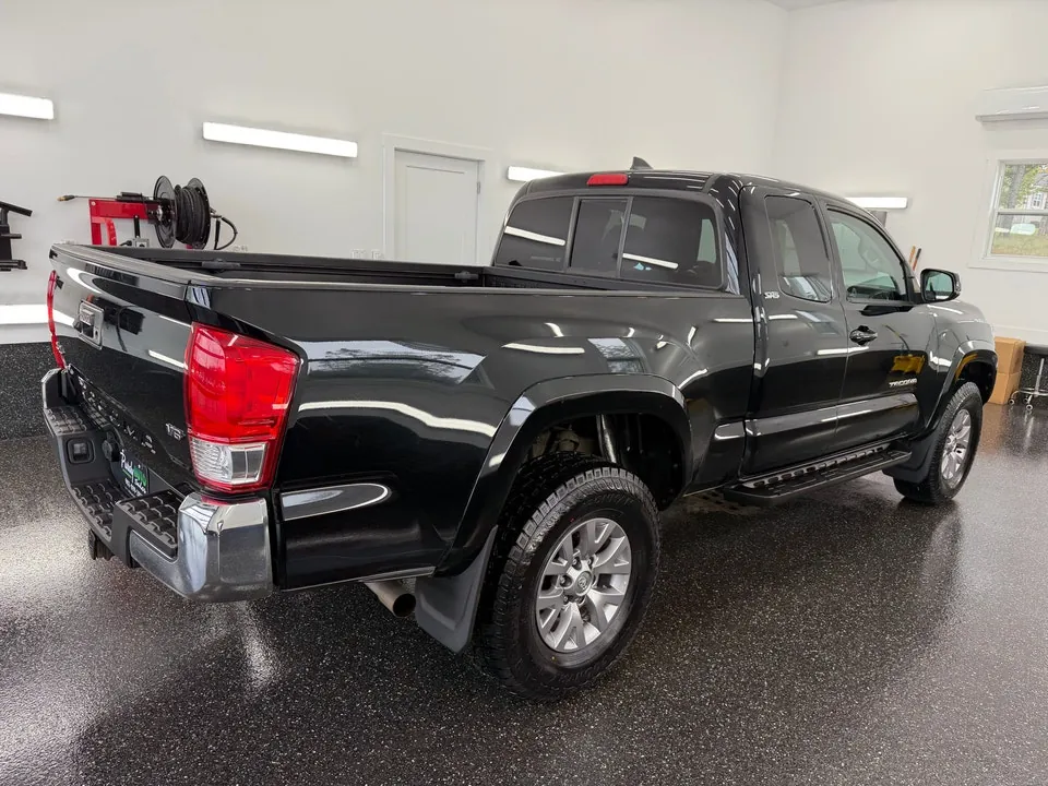 Toyota Tacoma 2017 photo 5