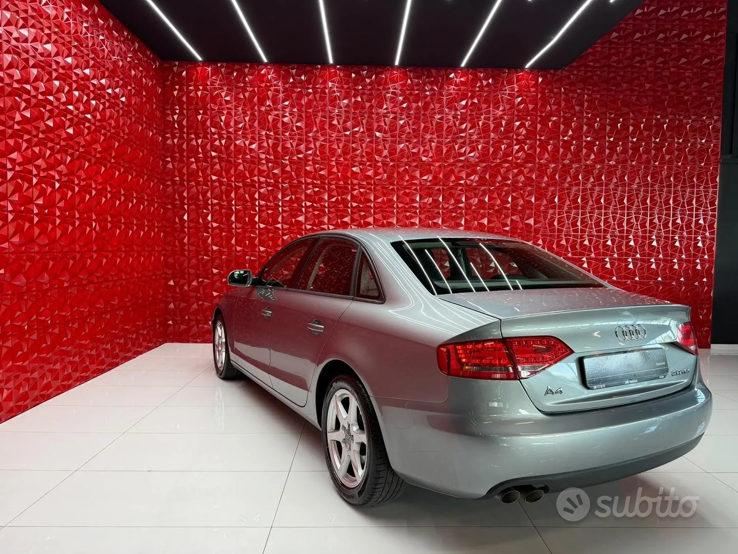 Audi A4 2009 photo 4