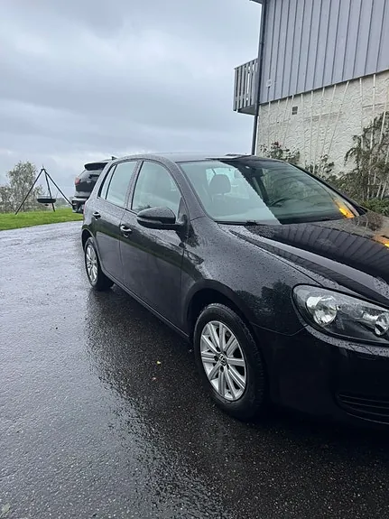 Volkswagen Golf Vi 2011 photo 2