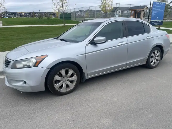 Honda Accord 2009 photo 2