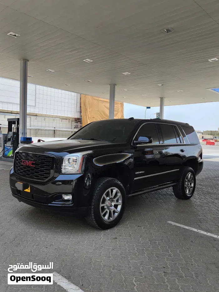 GMC Yukon Denali 2015 photo 4