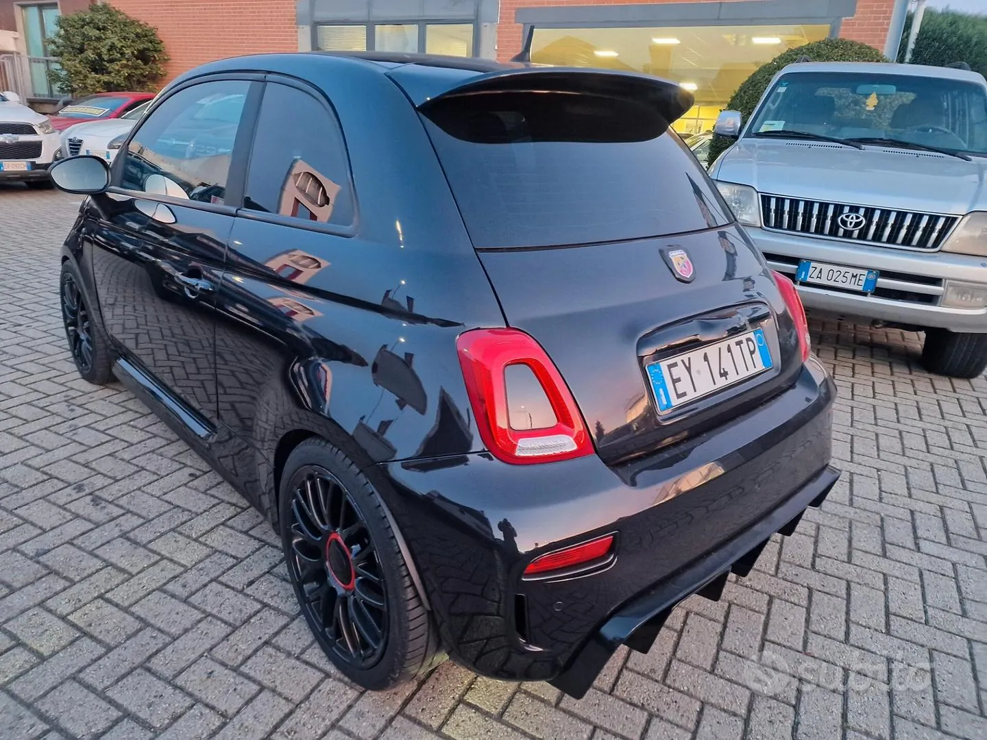 Fiat 500 2015 photo 2