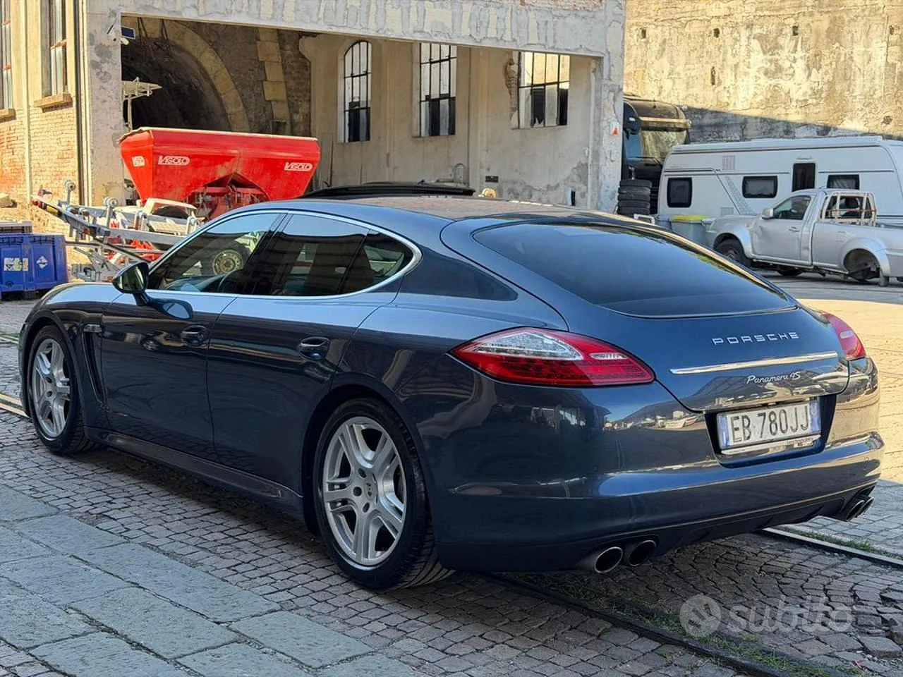 Porsche Panamera 2010 photo 5