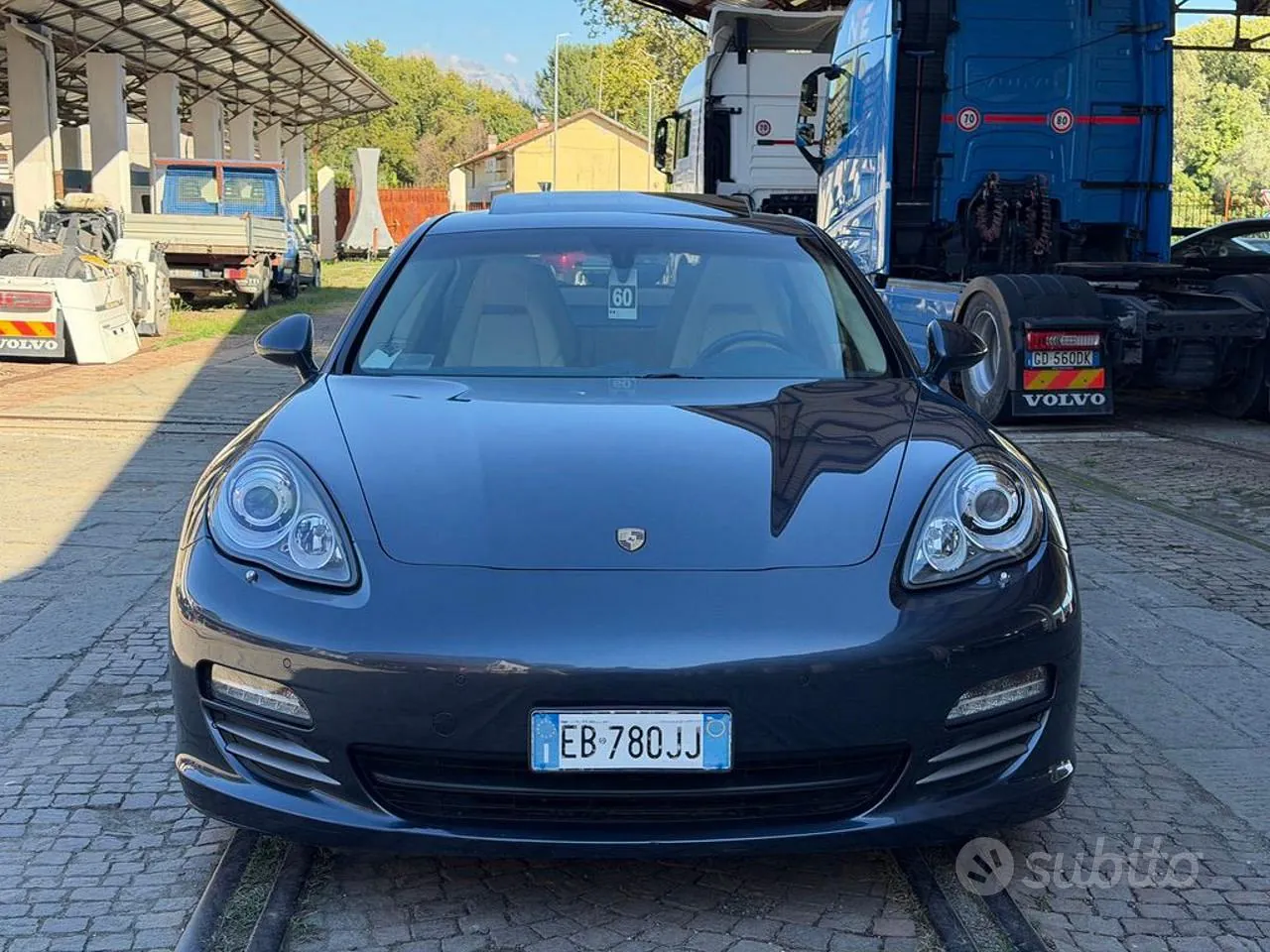 Porsche Panamera 2010 photo 3