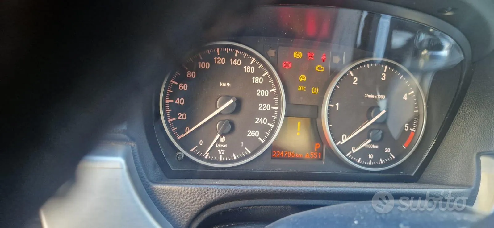 BMW 3 Series 2010 photo 4