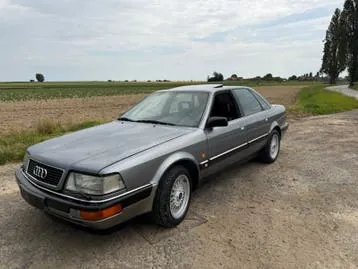 Audi V8