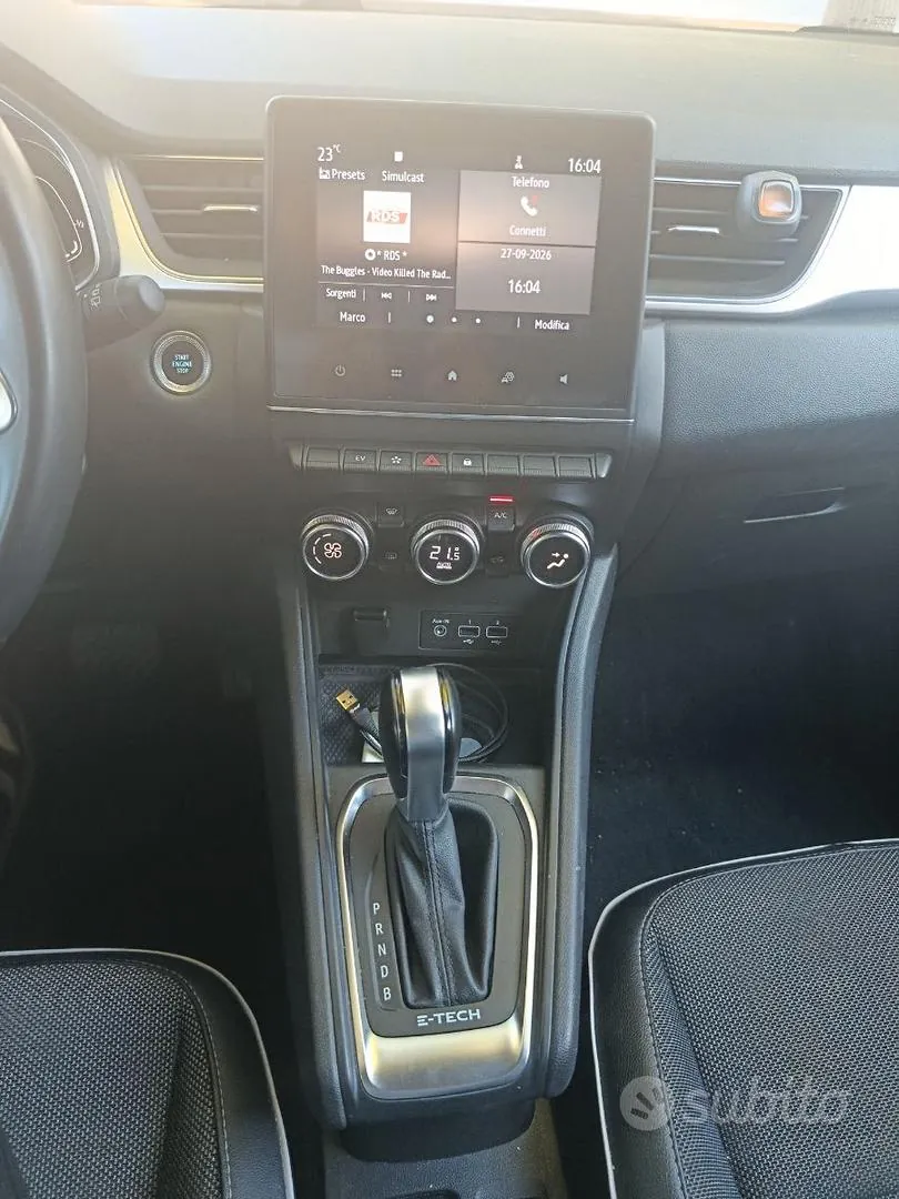 Renault Captur 2022 photo 4