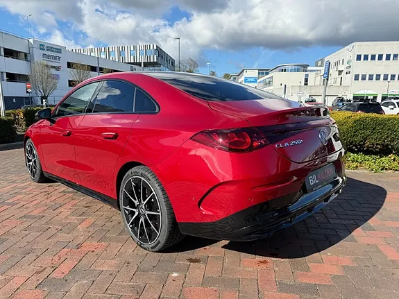 Mercedes-Benz Cla250 2025 photo 3