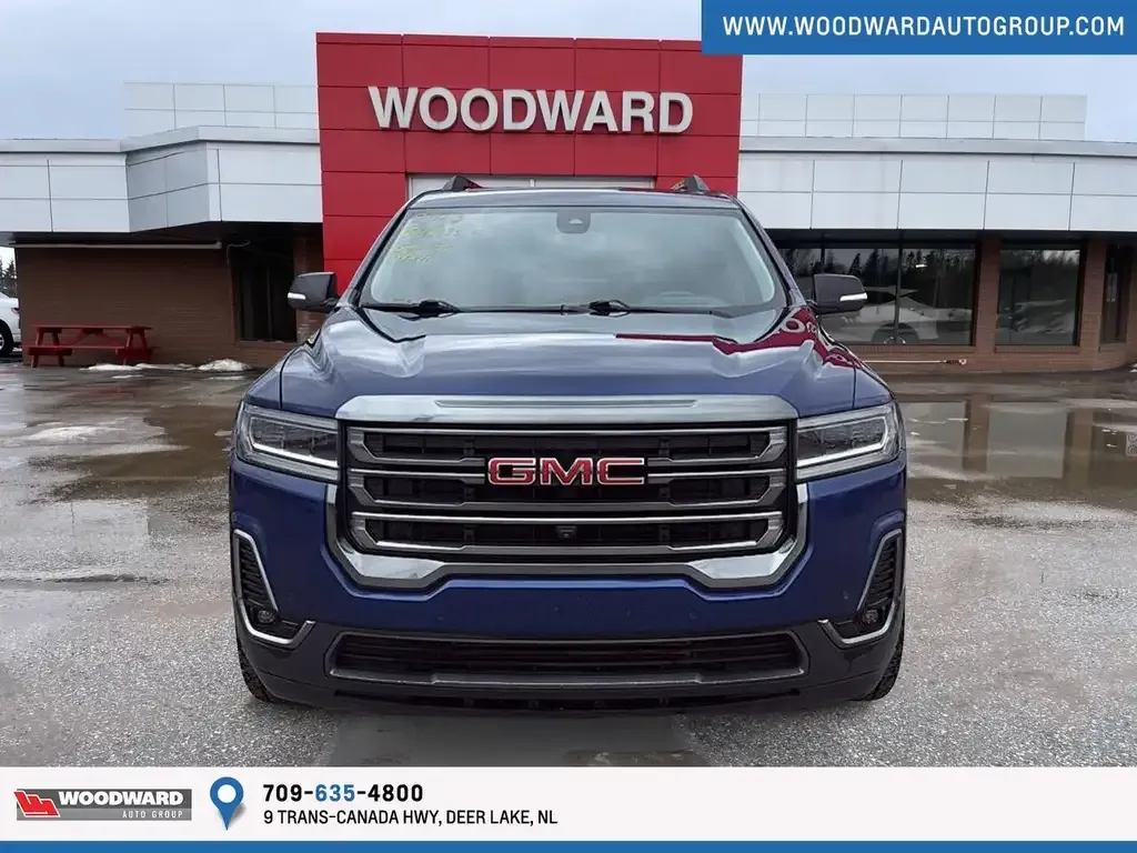 GMC Acadia 2023 photo 2