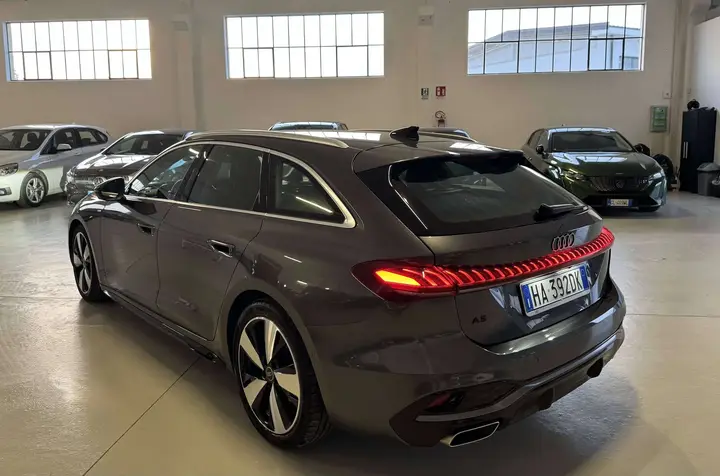 Audi A5 Avant 2025 photo 4