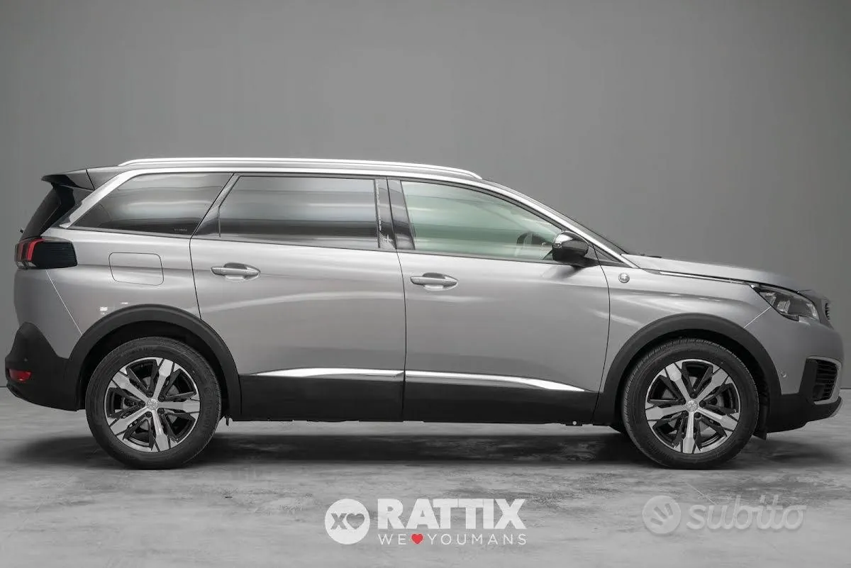 Peugeot 5008 2018 photo 2