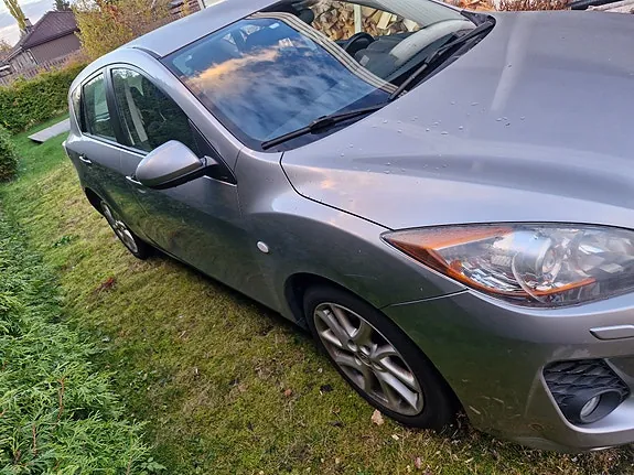 Mazda 3 2013 photo 4