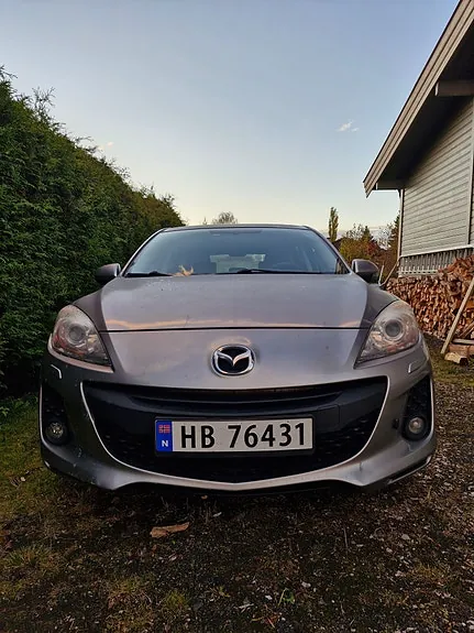 Mazda 3 2013 photo 3