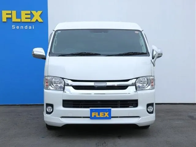 Toyota Hiace Wagon 2019 photo 2