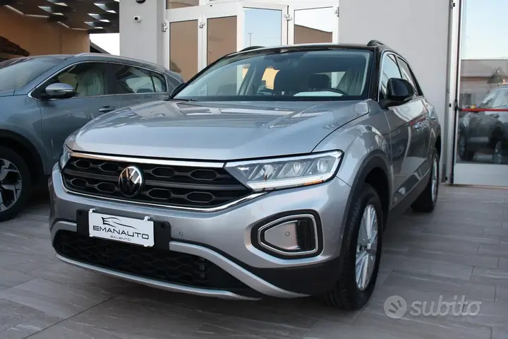 Volkswagen T-Roc 2024 photo 2