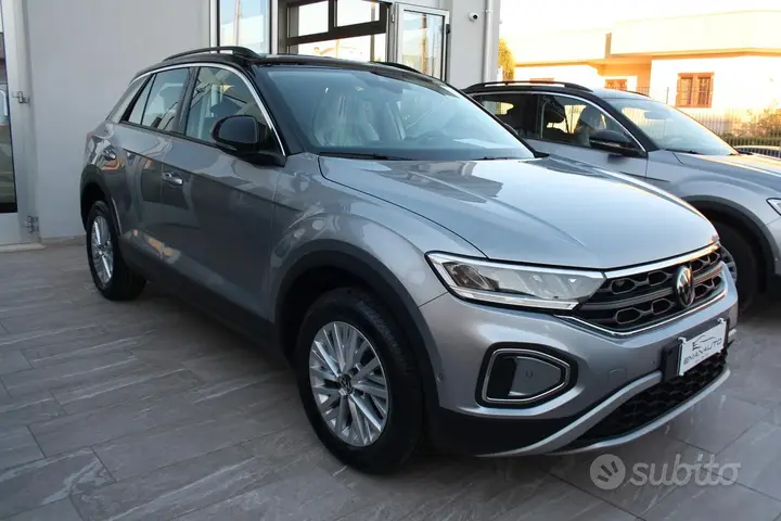 Volkswagen T-Roc 2024 photo 3