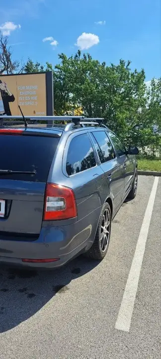 Skoda Octavia 2012 photo 2