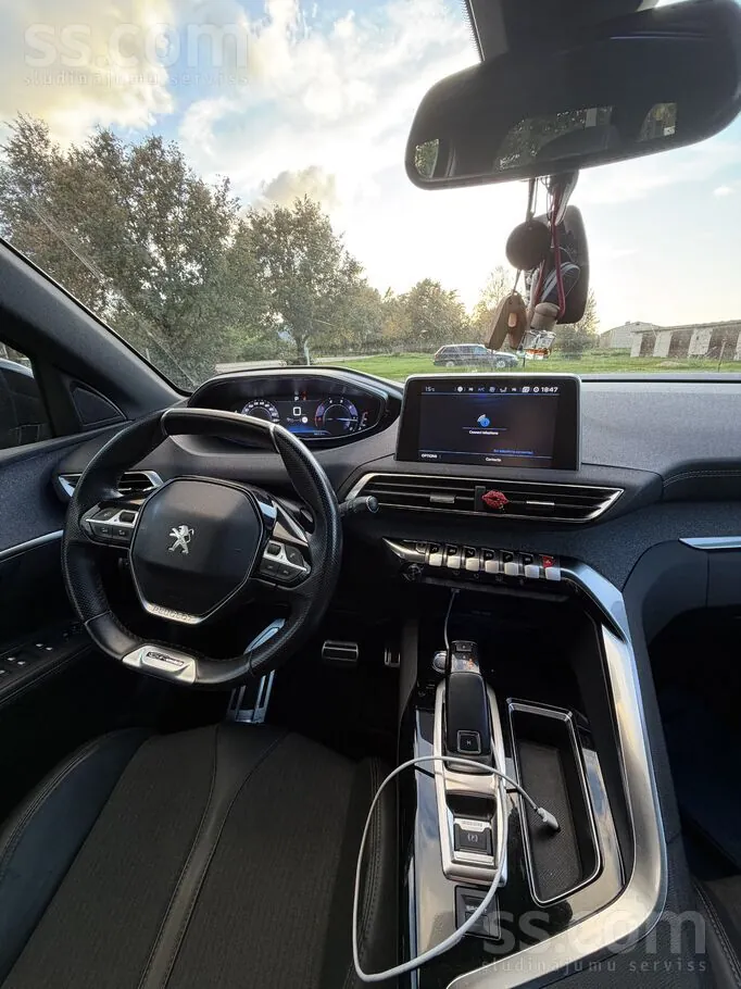 Peugeot 5008 2019 photo 3