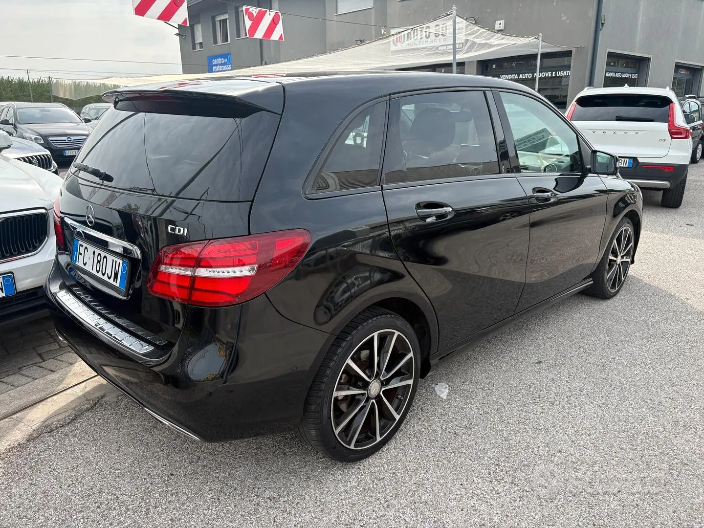 Mercedes-Benz B 180 2016 photo 4