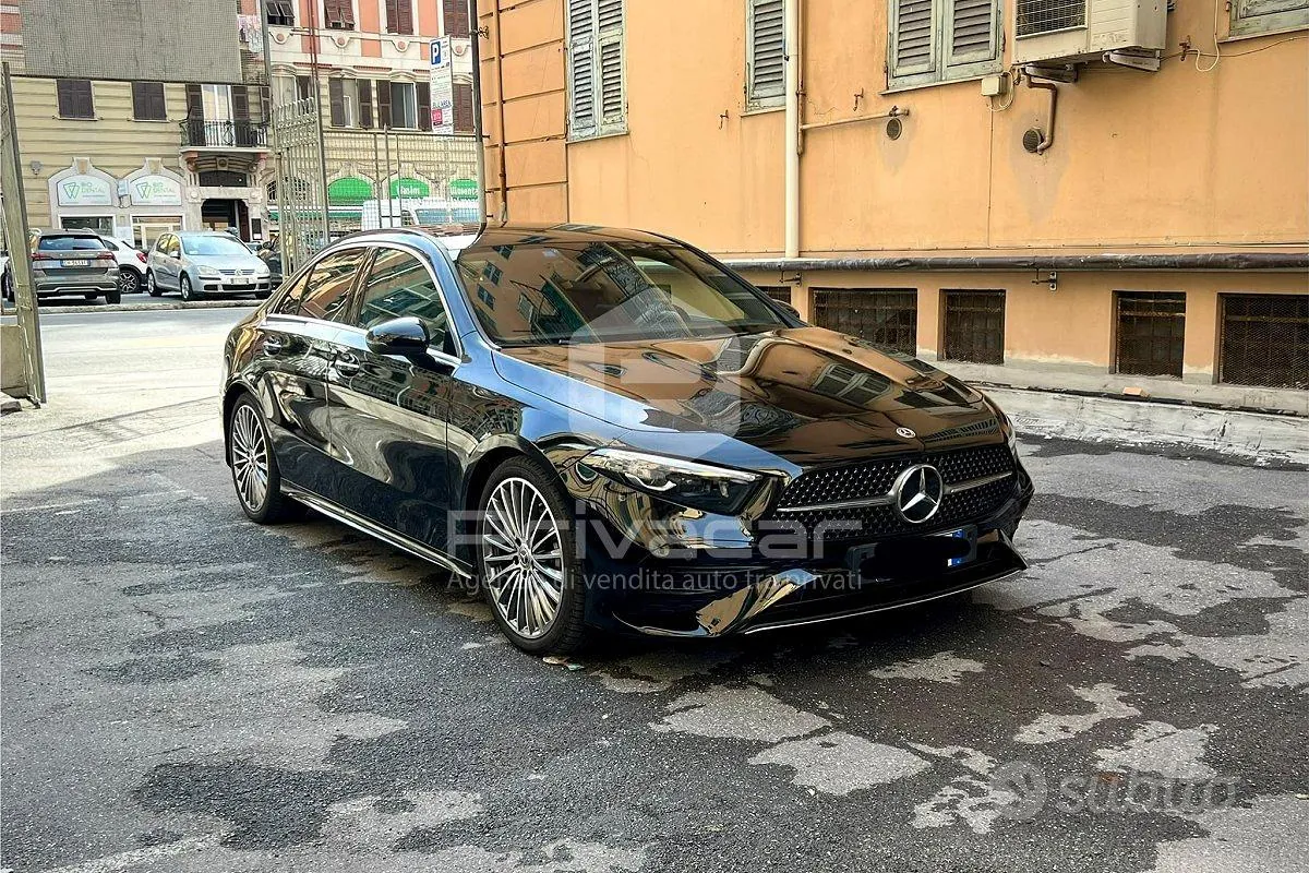 Mercedes-Benz A 180 2025 photo 3