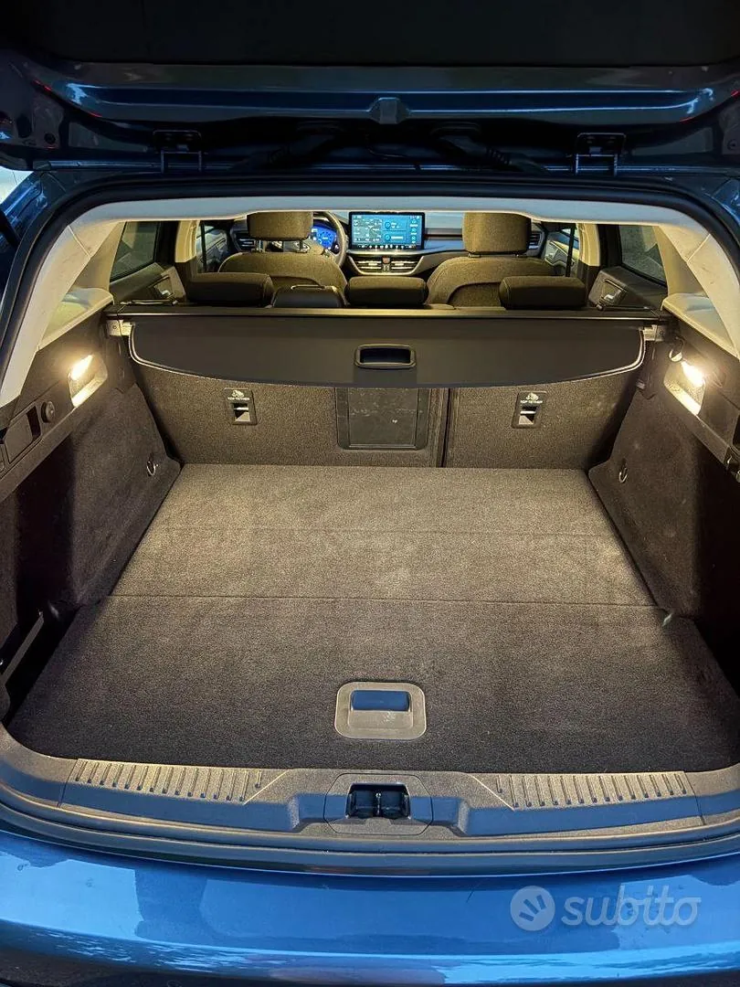Ford Focus 2023 photo 5