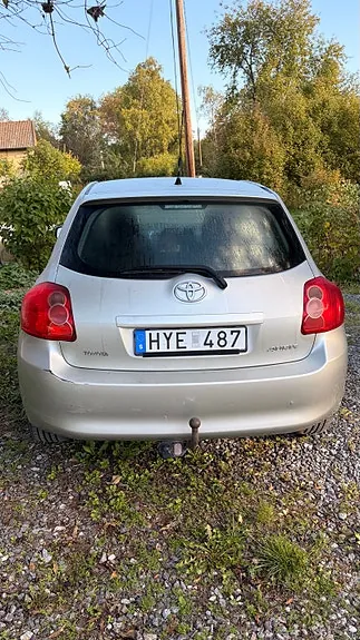 Toyota Auris 2008 photo 2