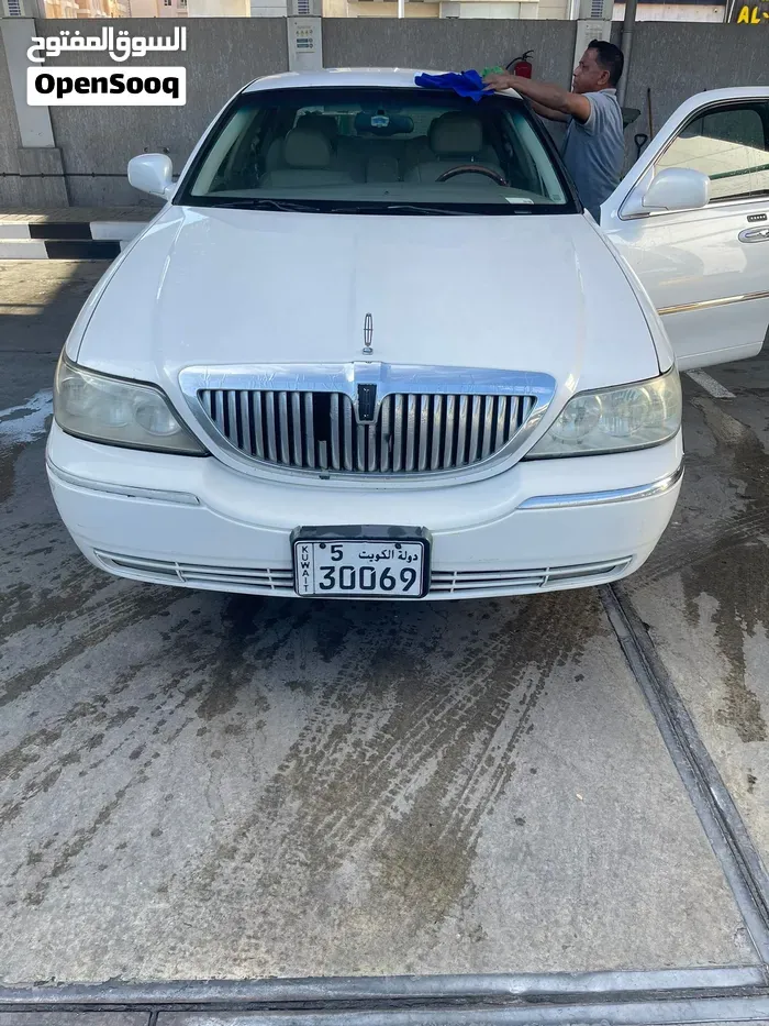 Ford Crown Victoria