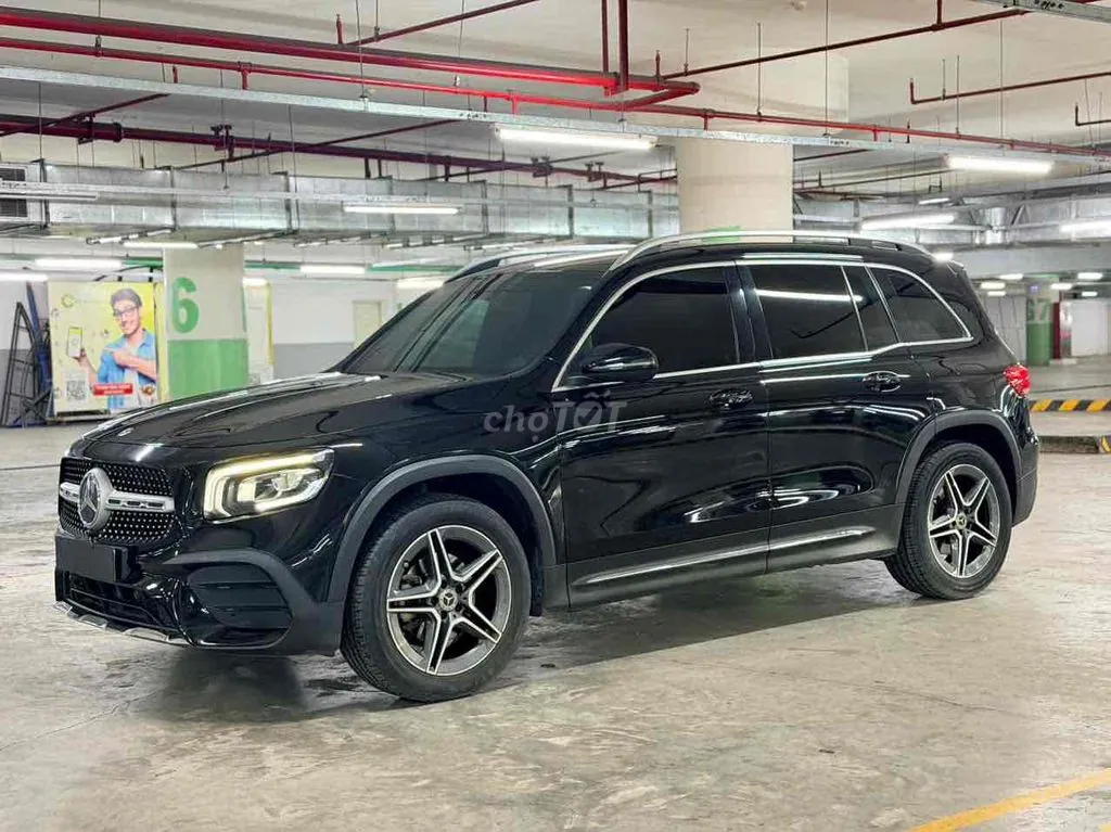 Mercedes-Benz Glb
