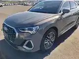 Audi Q3 2022 photo 2