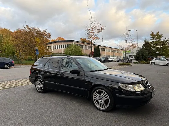 Saab 9-5 2004 photo 2